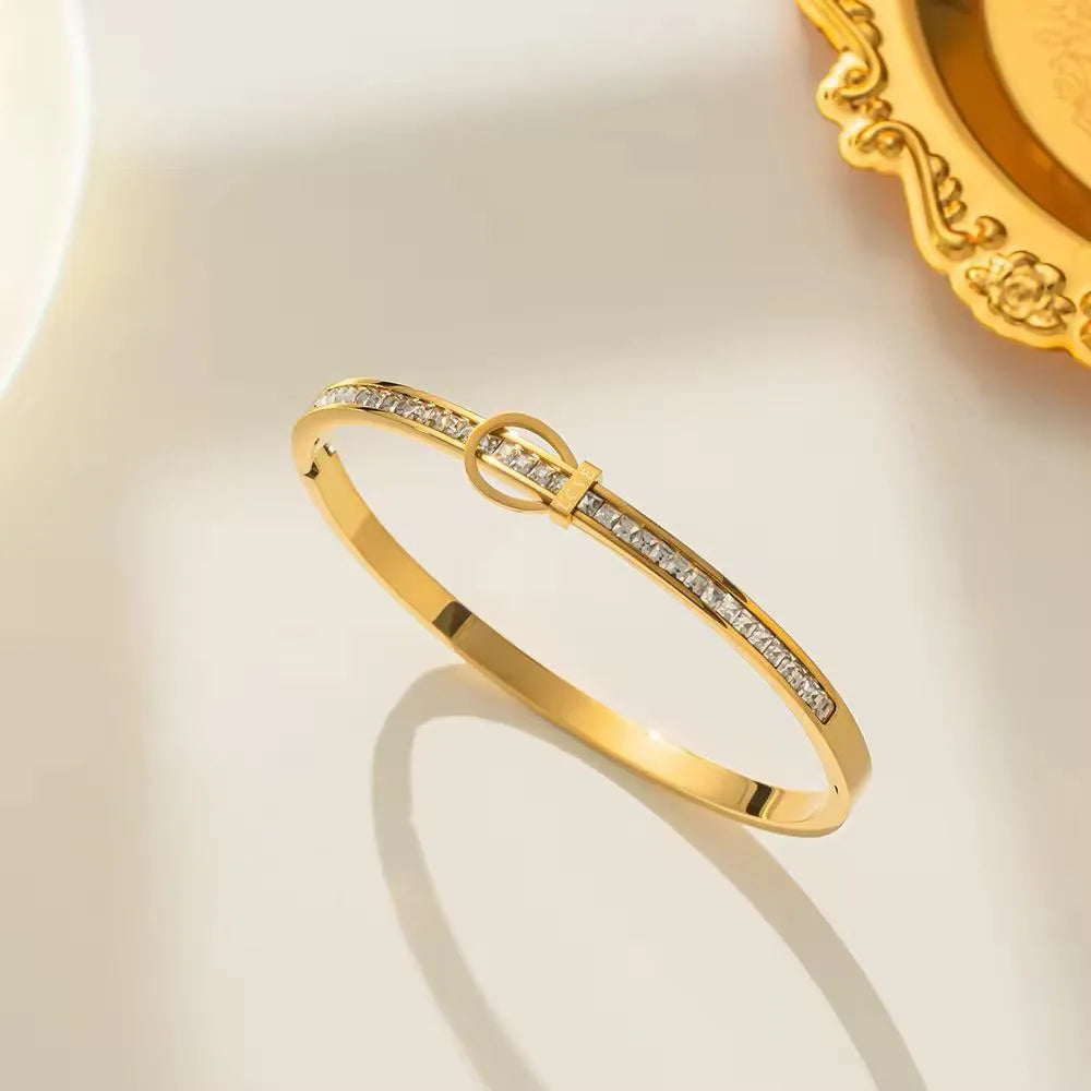 Lumina Crystal Buckle Handcuff