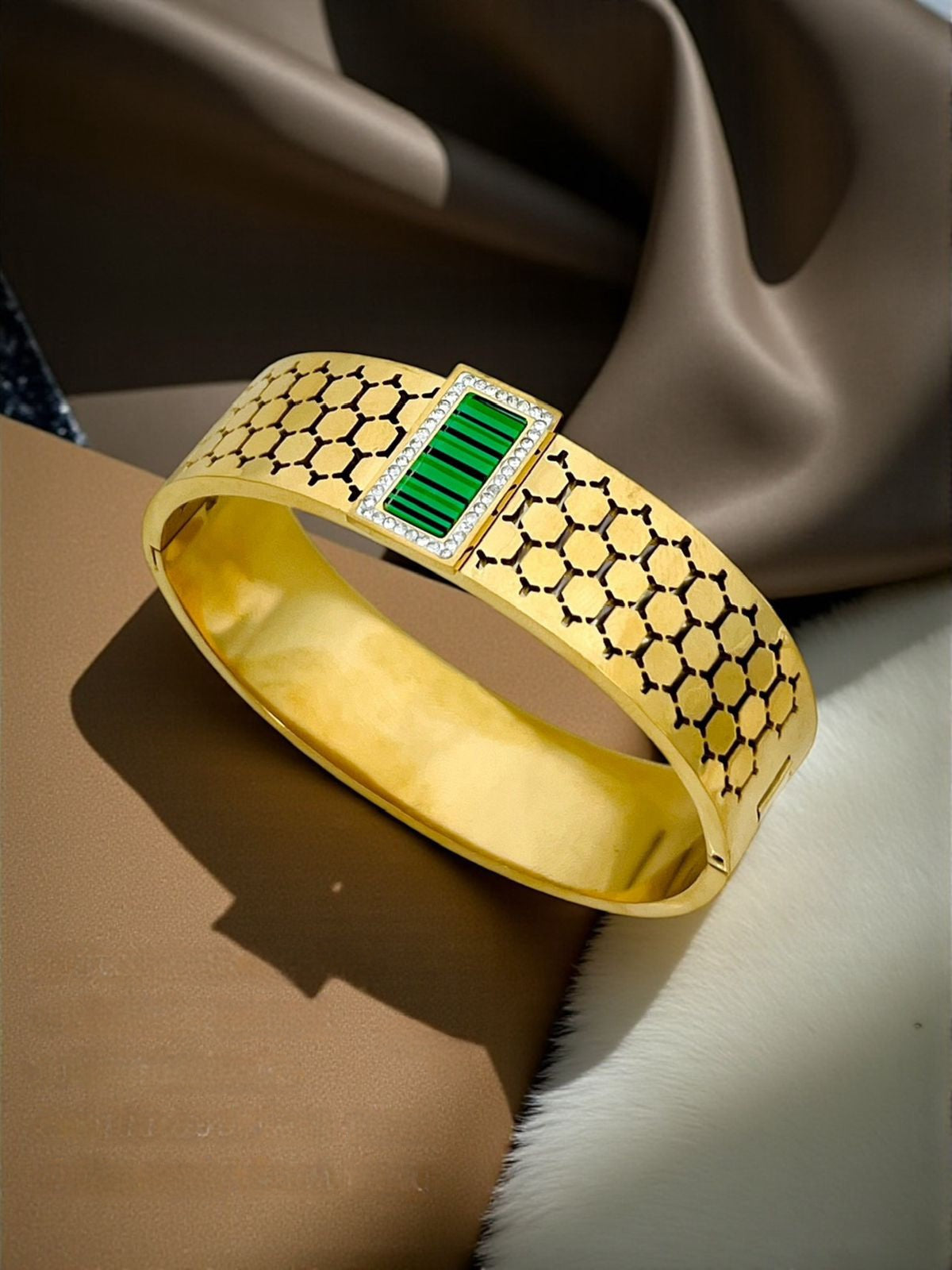 The Honeycomb Crystal Statement Cuff