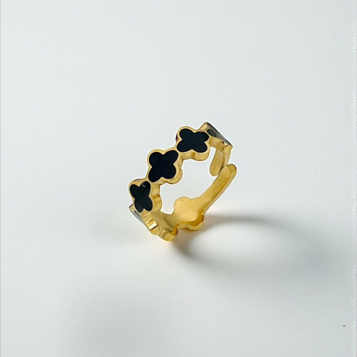 Tarnish-Free Black Clover Ring